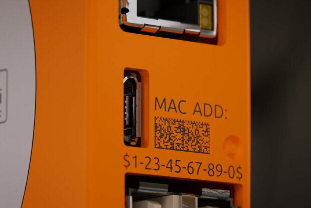 Detailansicht der Micro-USB-Buchse des RevPi Core