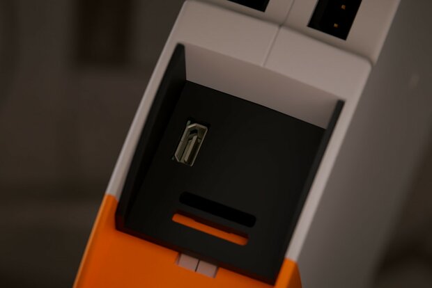 Detailansicht des Micro-HDMI Anschlusses des RevPi Core